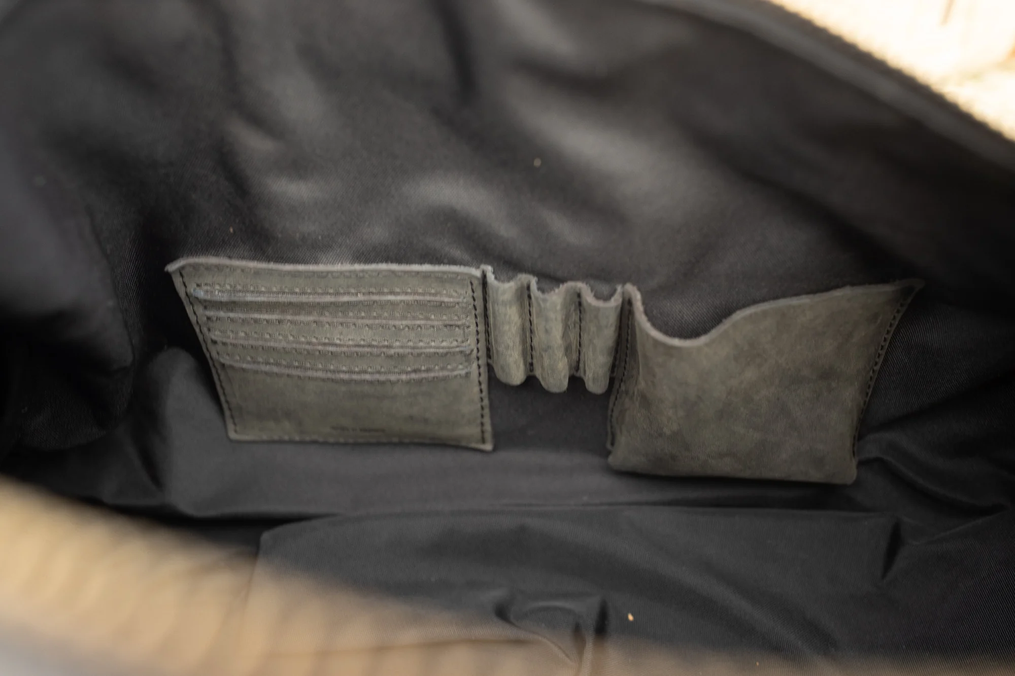 45L Canvas Weekender - Image 8