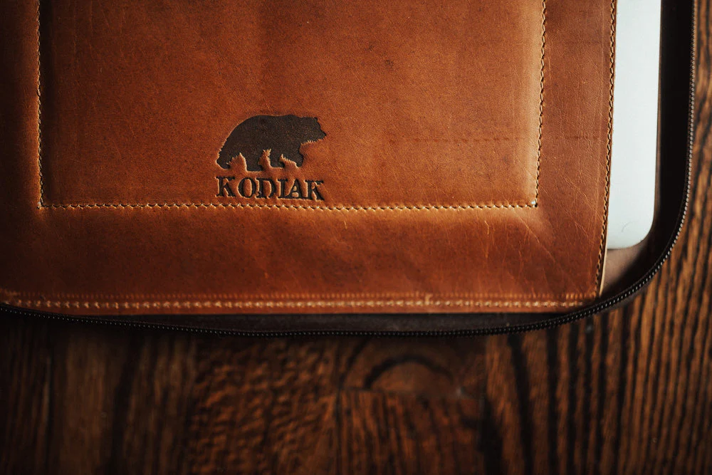 Buffalo Leather MacBook Portfolio - Image 6