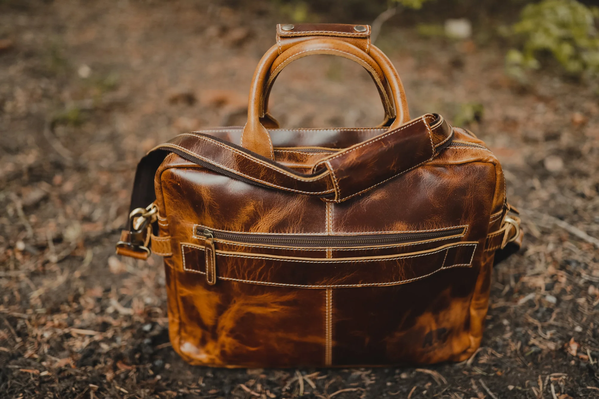 Buffalo Leather Pilot Bag - Image 11