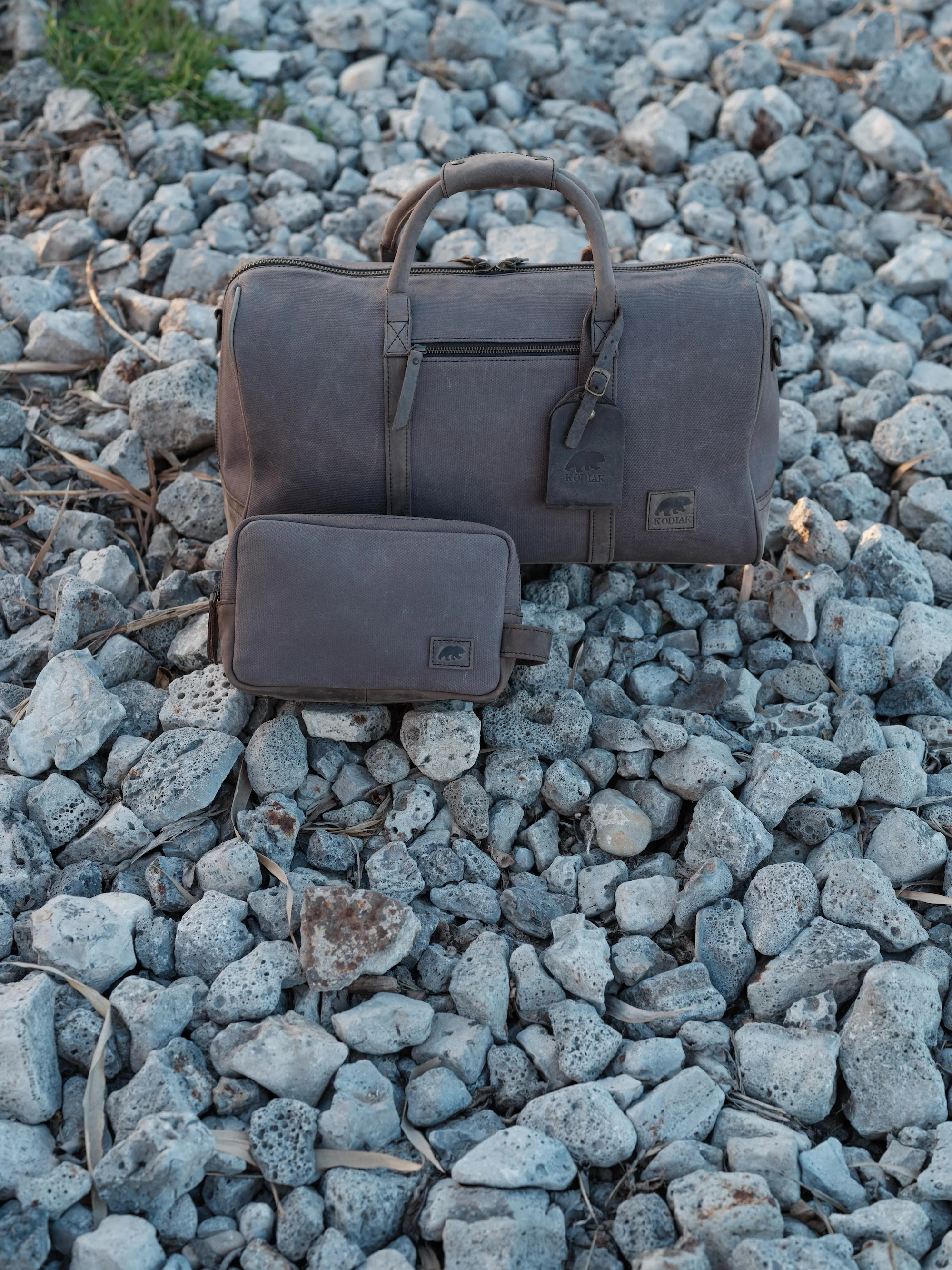 Canvas Weekender Dopp Bag - Image 6
