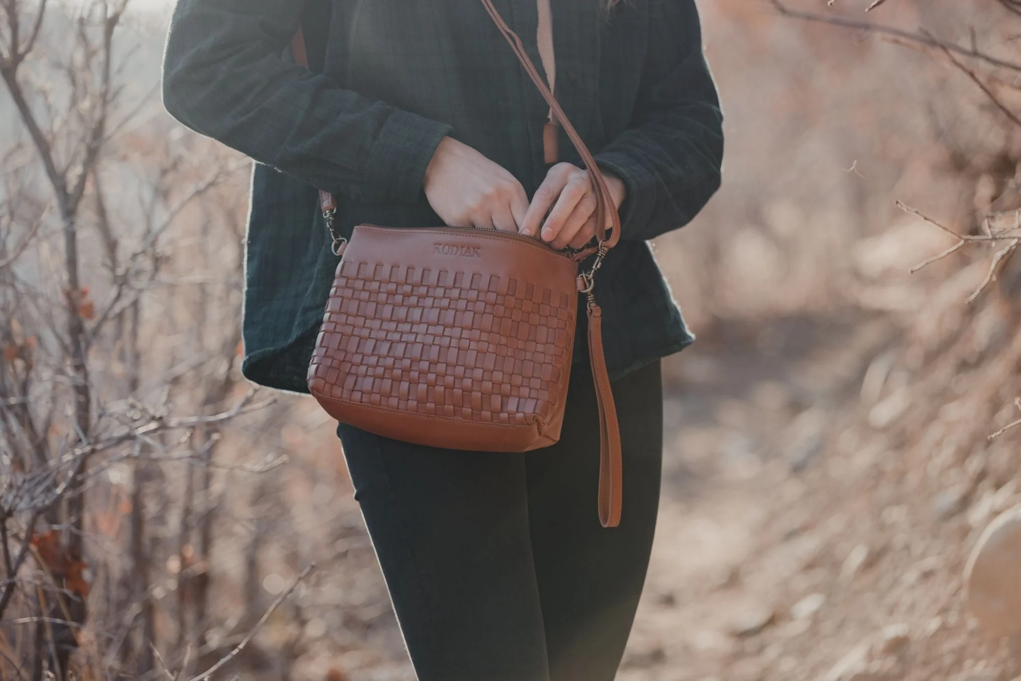 Crossbody Koyuk Purse - Image 11