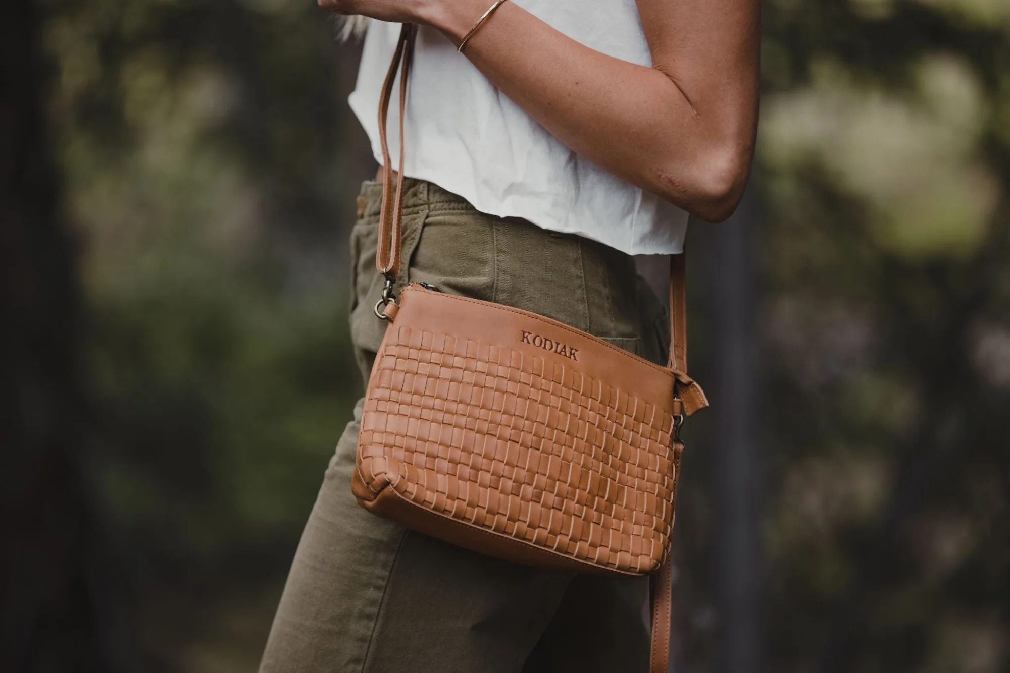 Crossbody Koyuk Purse - Image 3