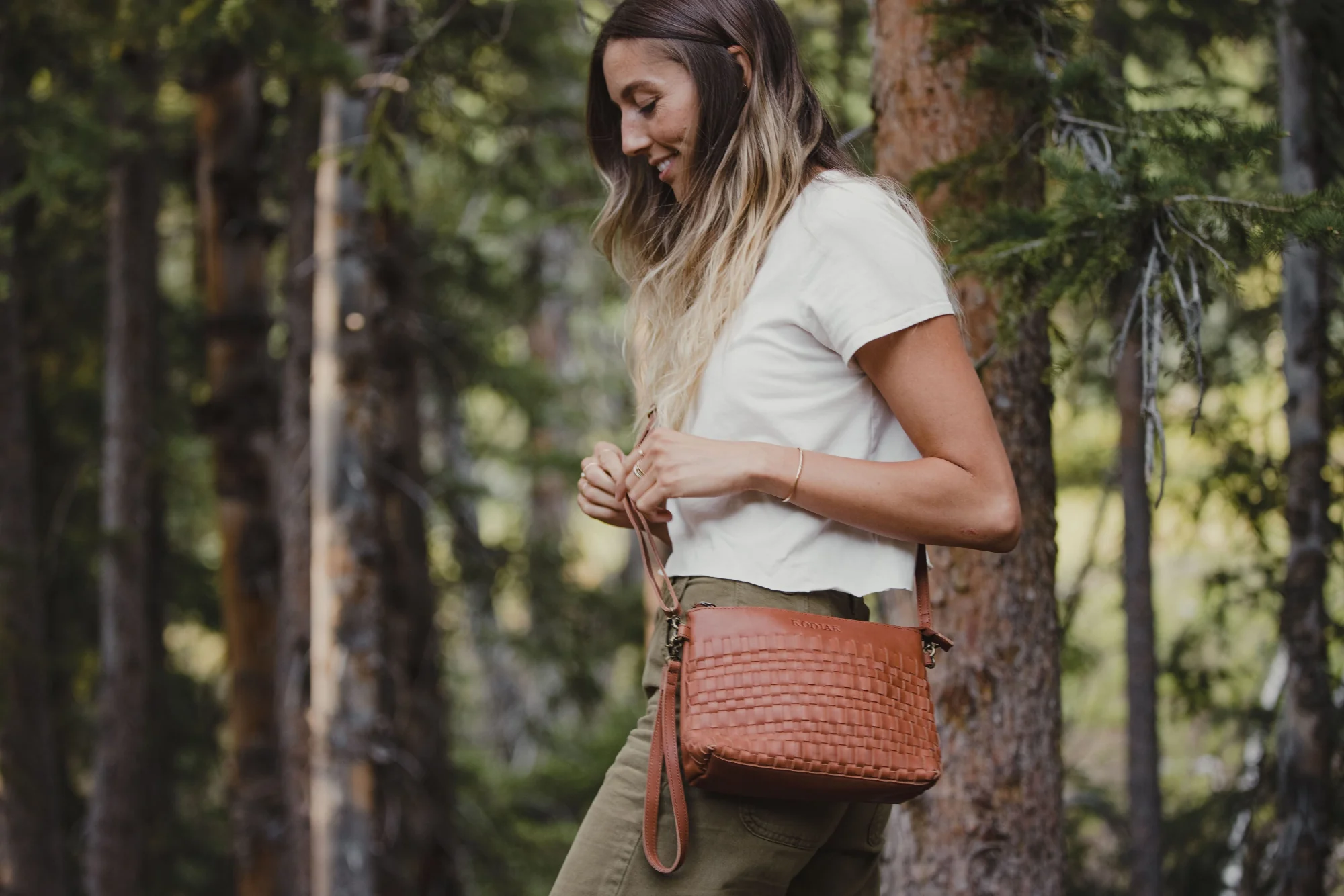 Crossbody Koyuk Purse - Image 5