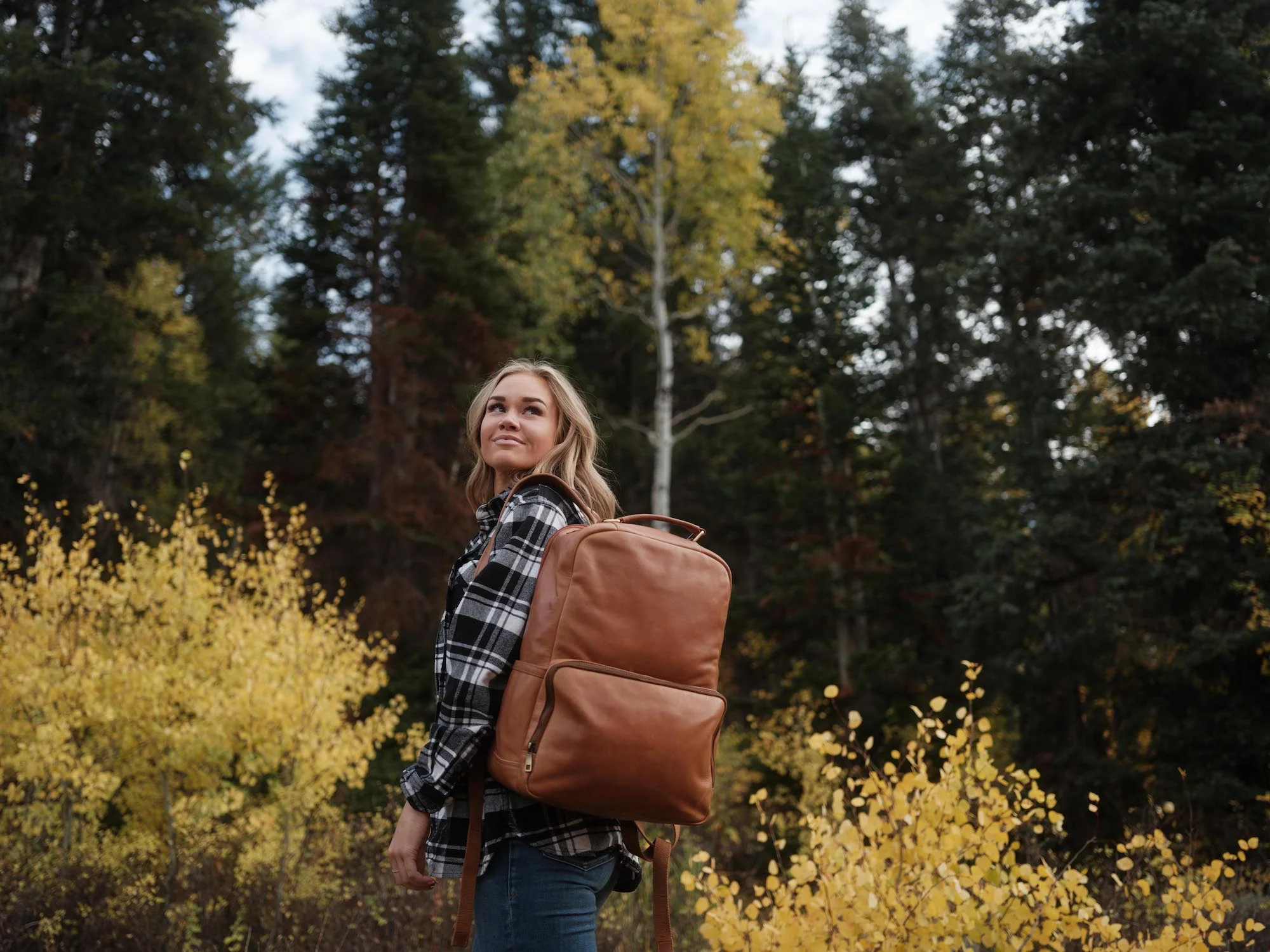 Huslia Backpack - Image 5