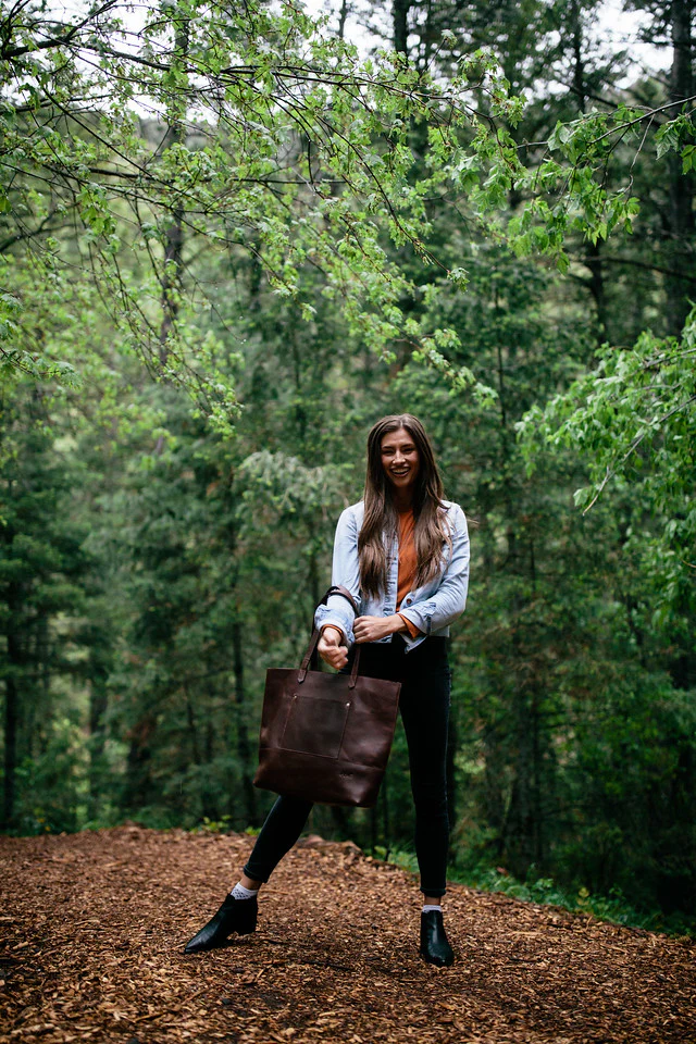 Juneau Leather Tote w/ Pocket - Image 6