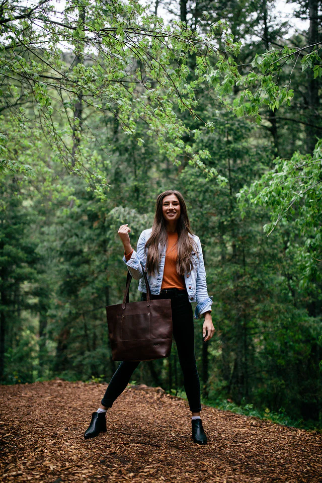 Juneau Leather Tote w/ Pocket - Image 7