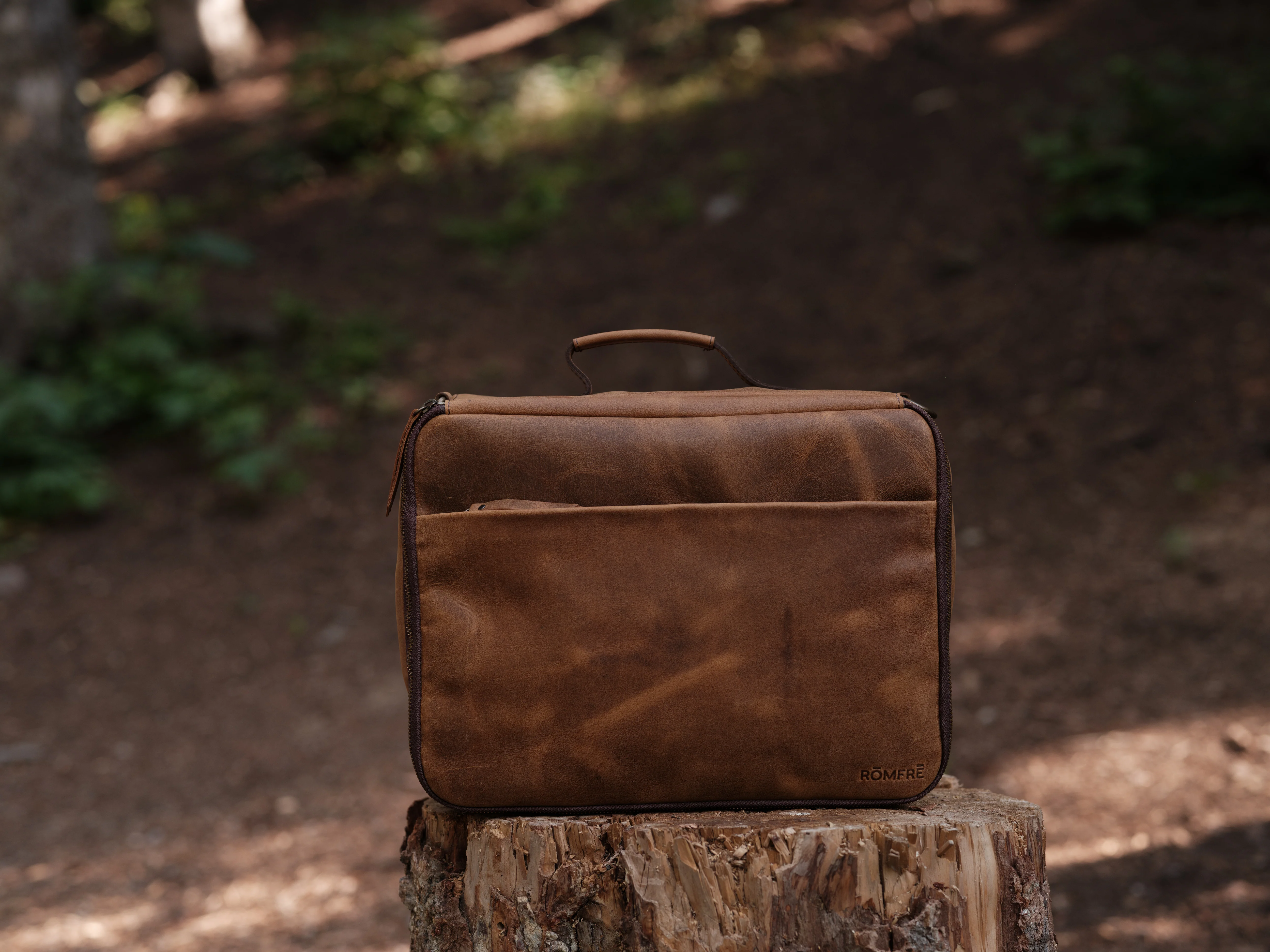 Kenai Leather CPAP Travel Bag - Image 10