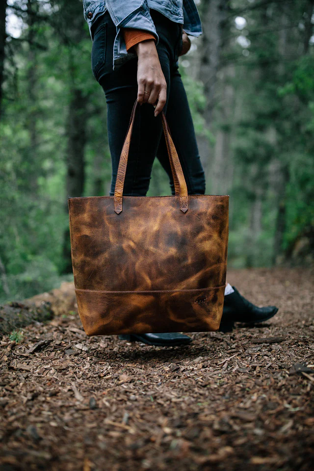 Juneau Leather Tote - Image 3