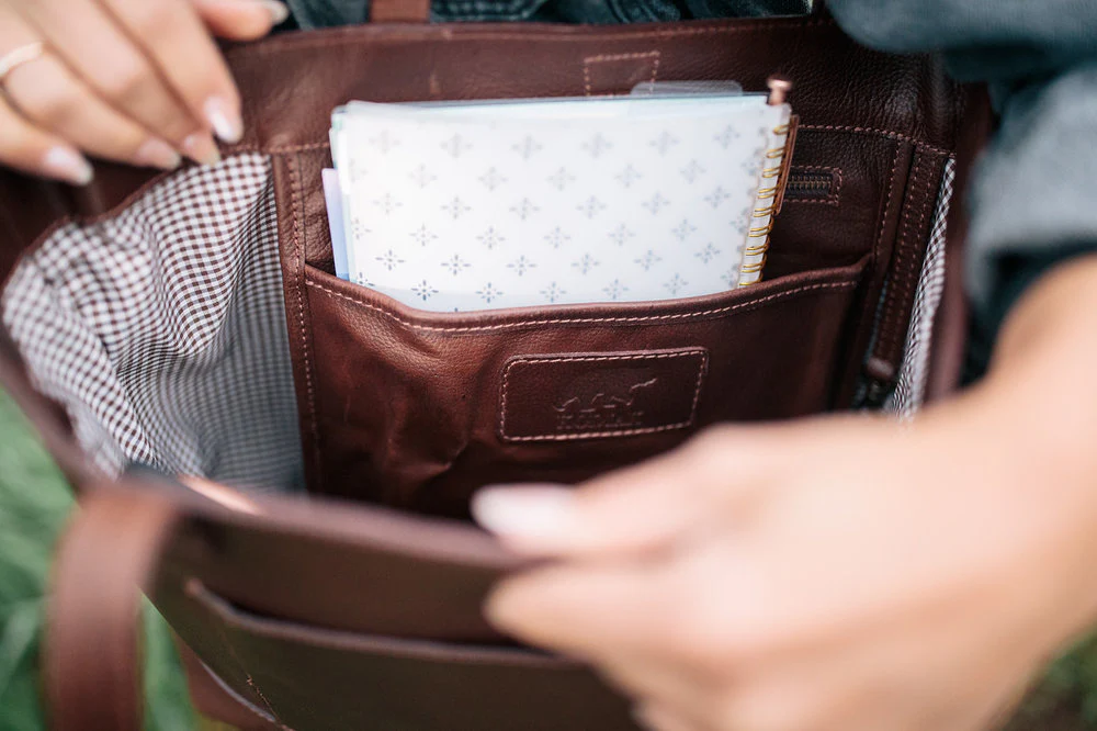 Juneau Leather Tote - Image 6