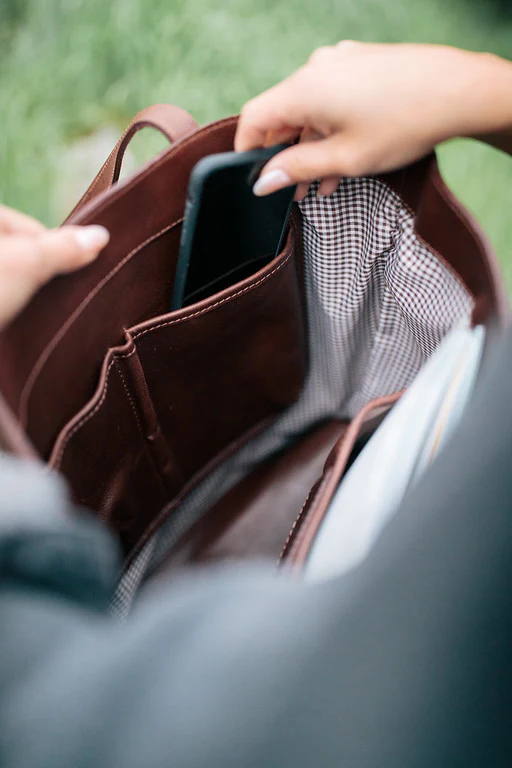 Juneau Leather Tote - Image 7