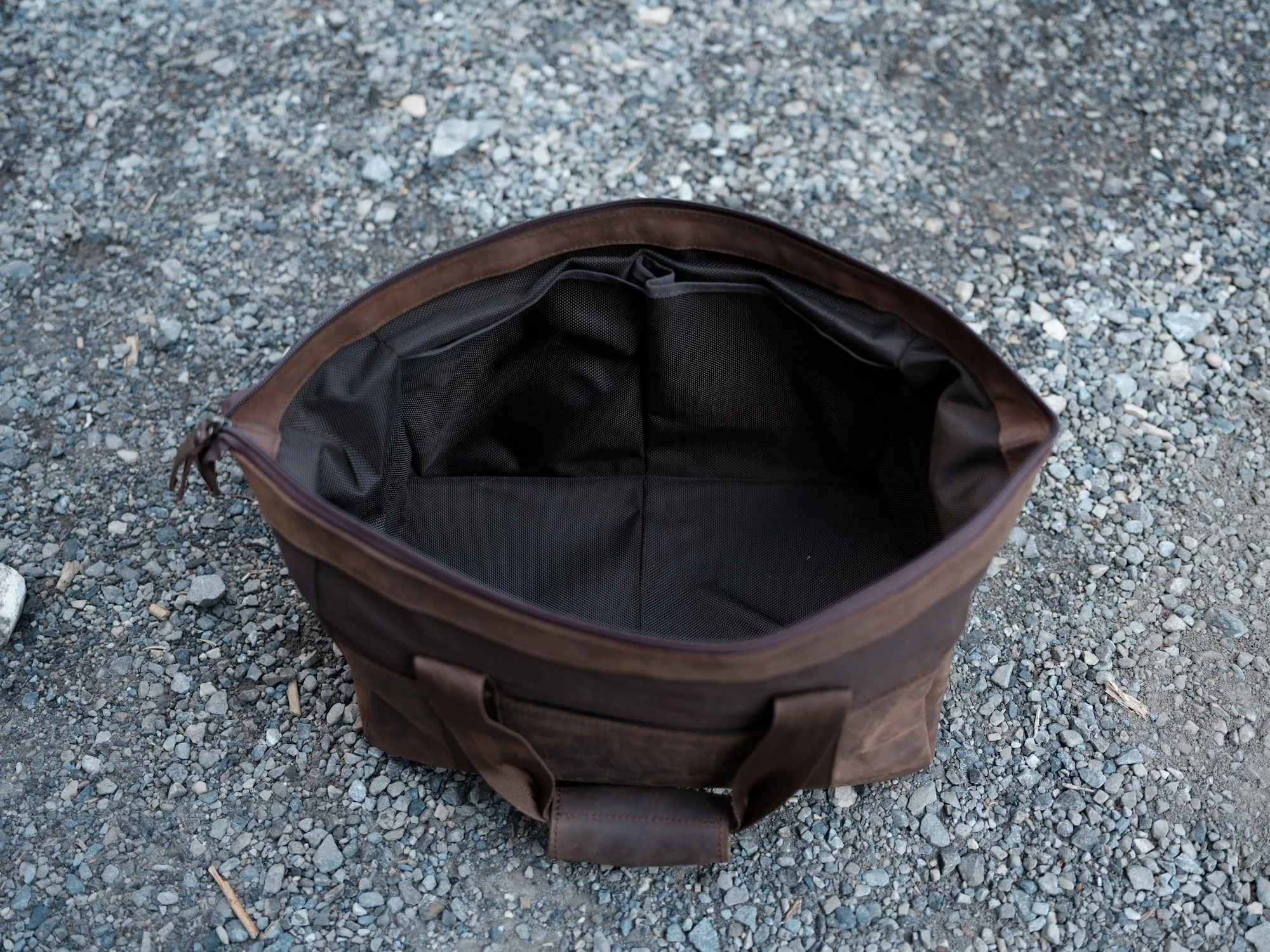 Leather Utility Tool Bag - Image 4