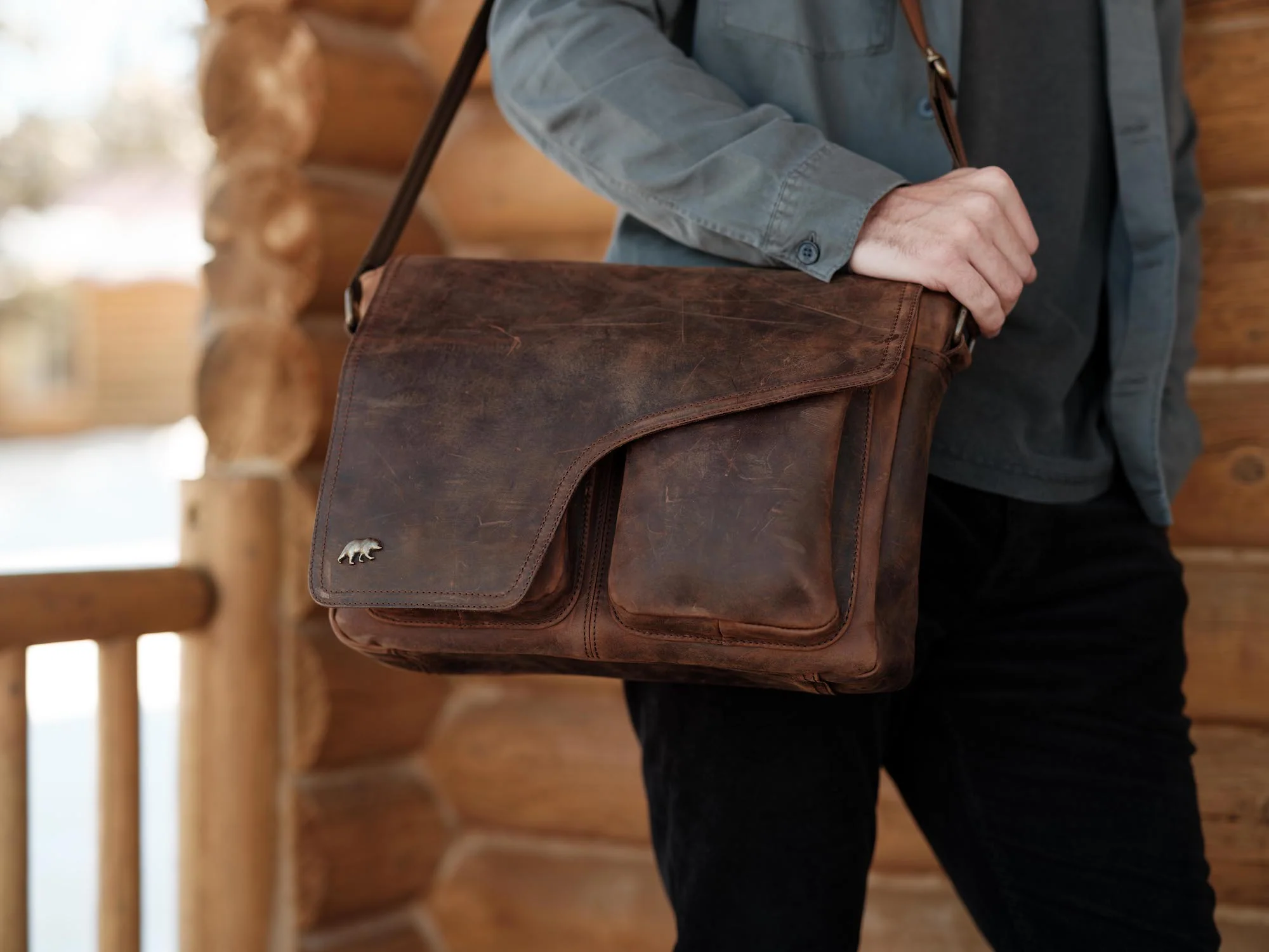 LIMITED EDITION - Yukon Leather Messenger - Image 5