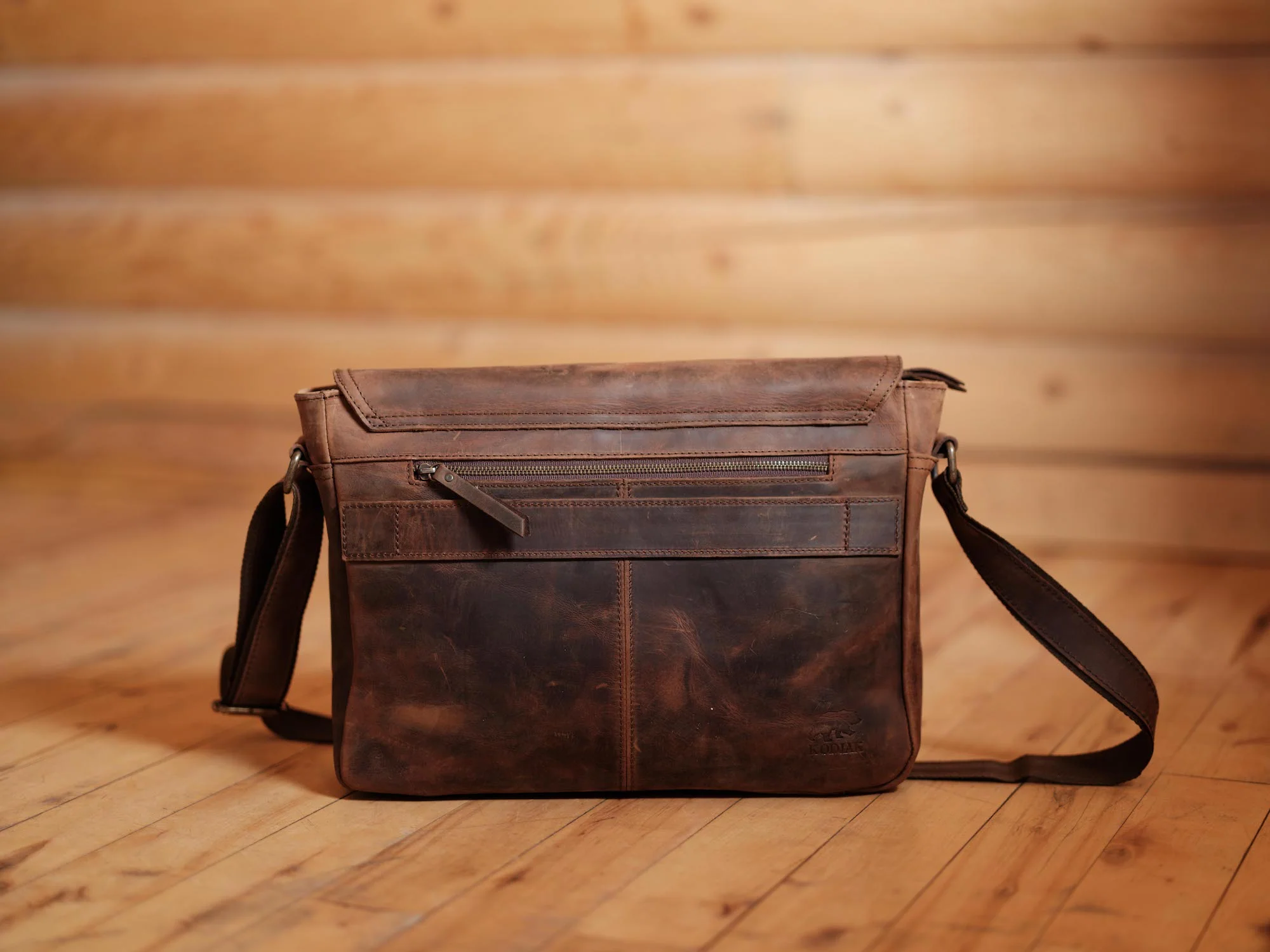 LIMITED EDITION - Yukon Leather Messenger - Image 8