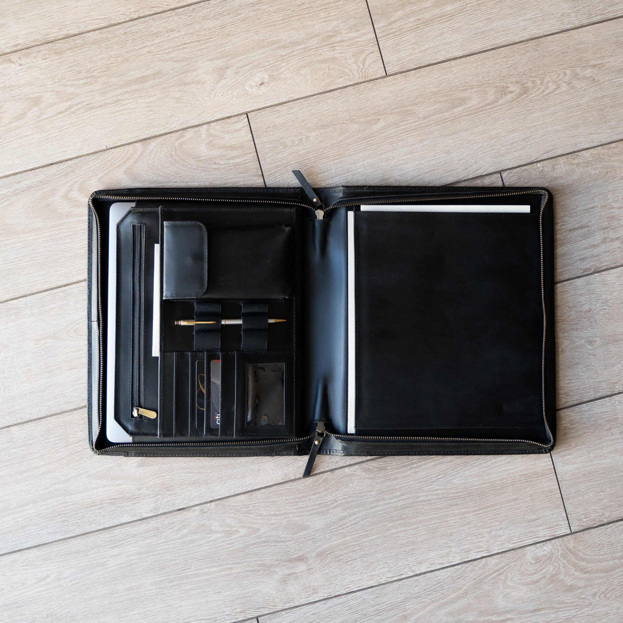 Nomad Leather Portfolio - Image 13