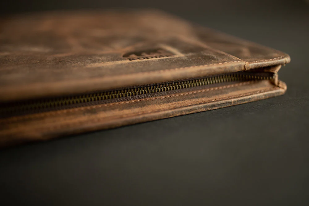 Nomad Leather Portfolio - Image 6