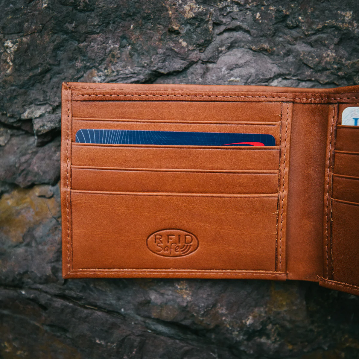 Slim RFID Bifold - Image 6
